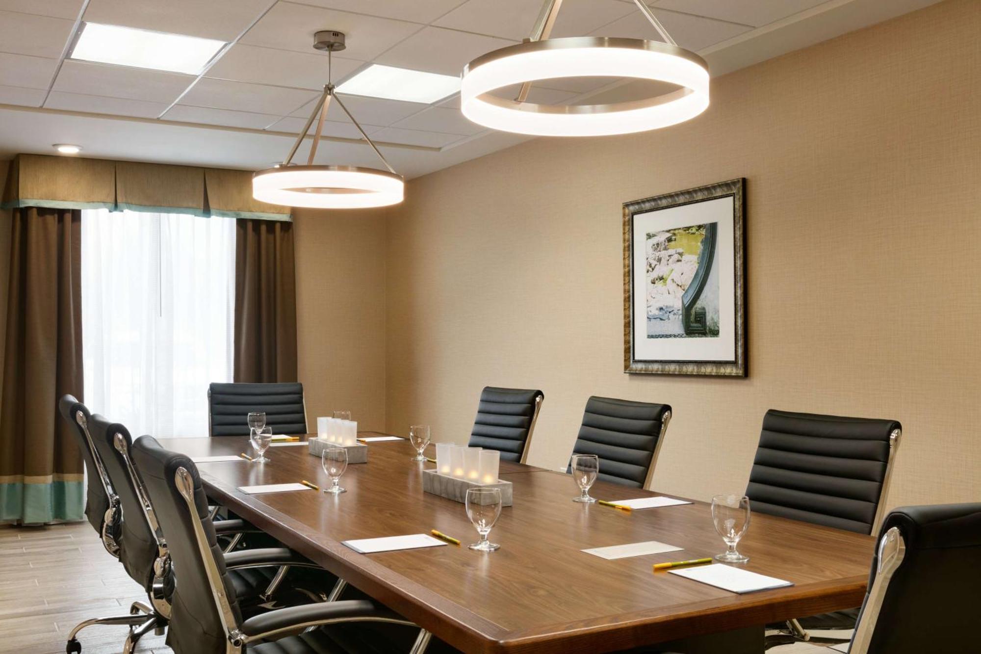 Hilton Garden Inn Statesville Bagian luar foto
